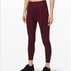 lululemon In Movement Tight 25” leggings